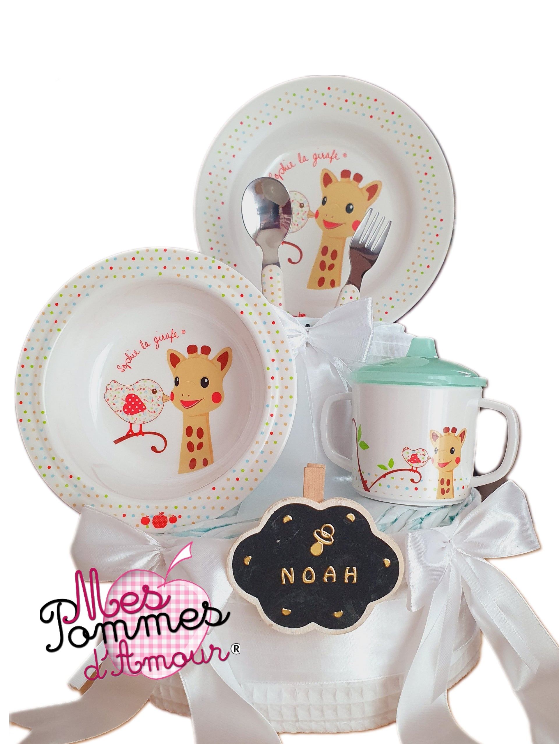 gateau de couches sophie la girafe repas couvert assiette fourchette mixte blanc
