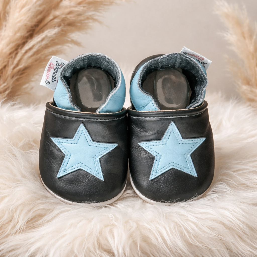 Chaussons en cuir garçon Étoile - Élégance et confort en chaussures en cuir garçon Étoile - Mes Pommes D'Amour Cadeaux naissance