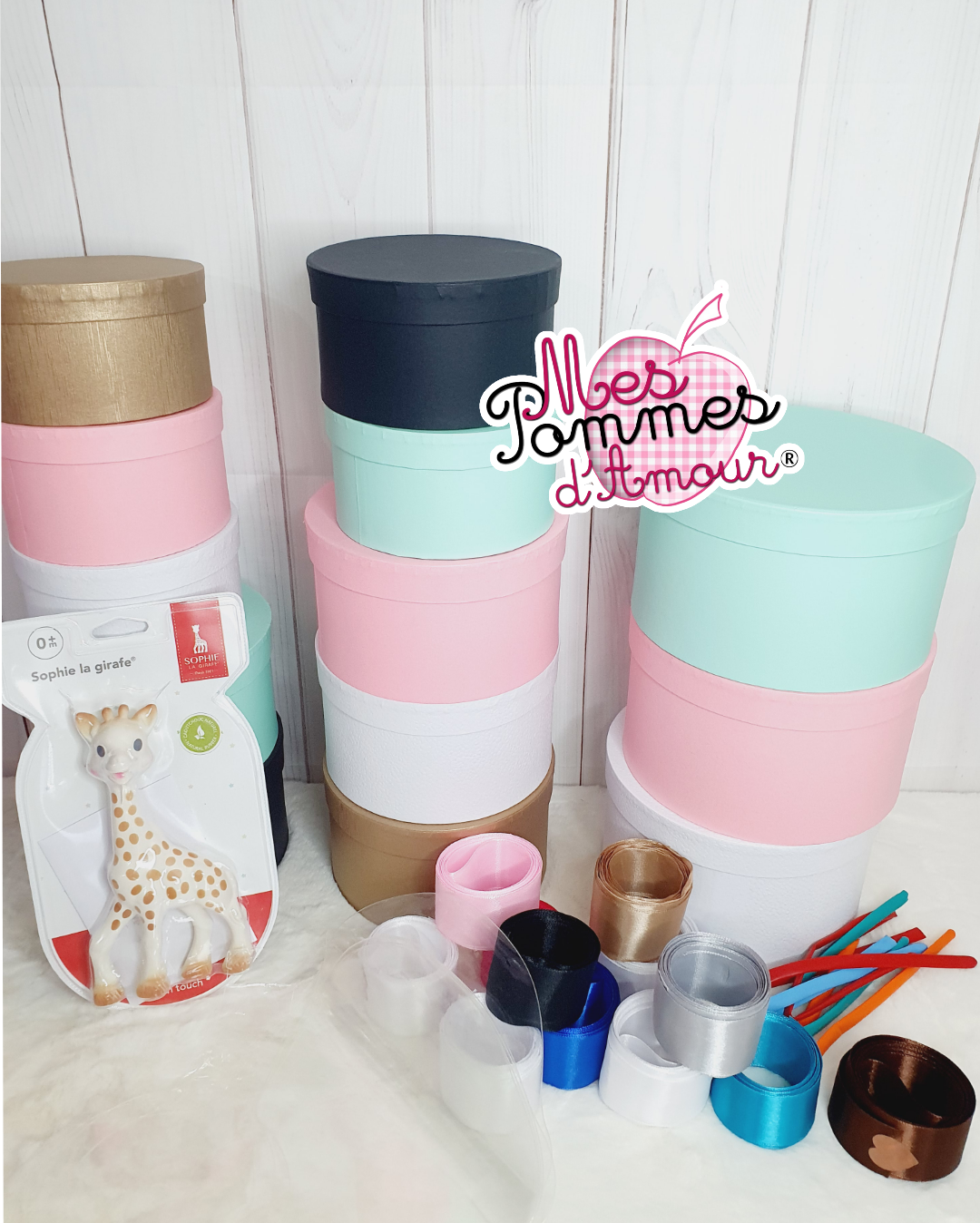 Boîte ronde avec couvercle petite 14 /7 cm