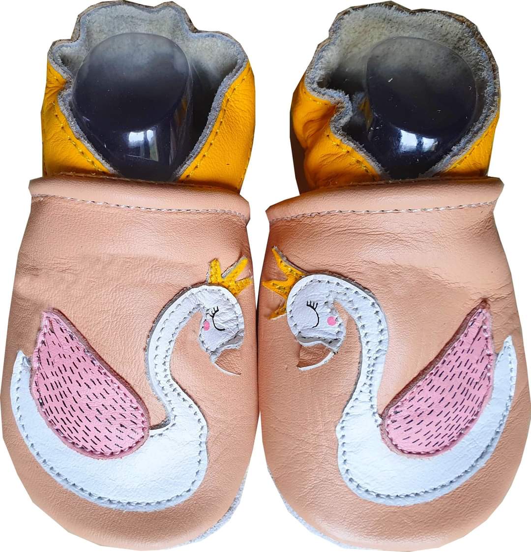 Swan leather slippers