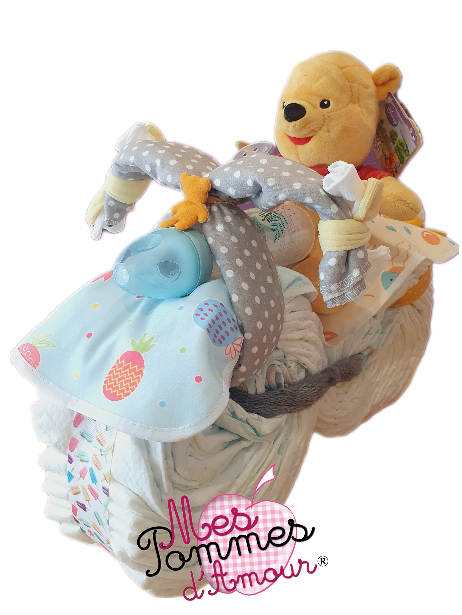 gateau de couches moto composition bebe pampers en forme de moto