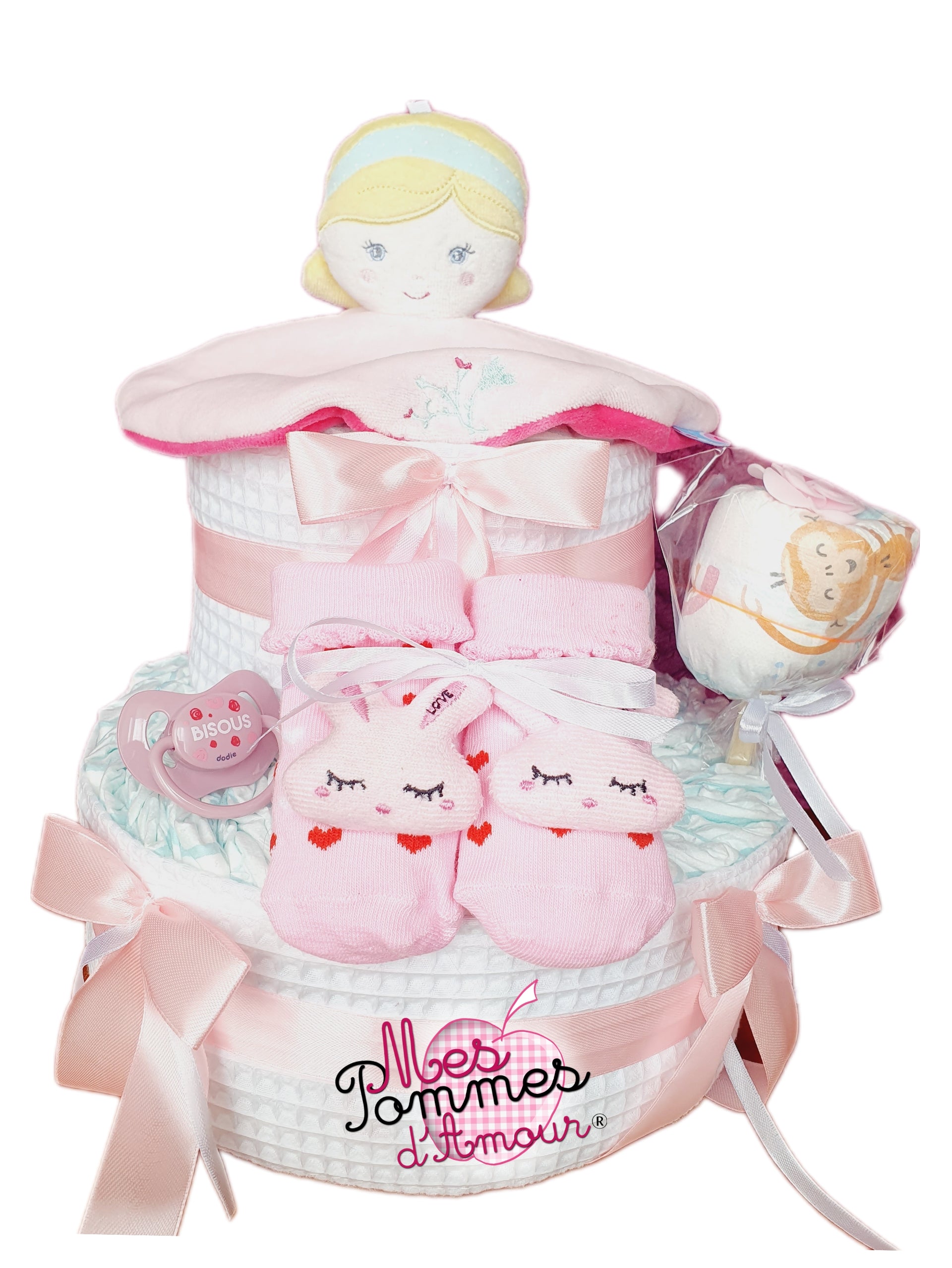 Gâteau de couches mes pommes d'amour  pour fille couches pampers avec doudou rose forme poupée