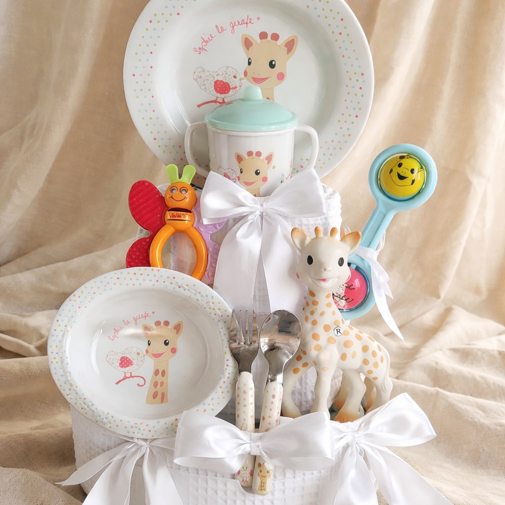 Gâteau de couches Sophie Prestige blanc - Élégance et douceur pour bébé